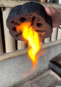 引火碳